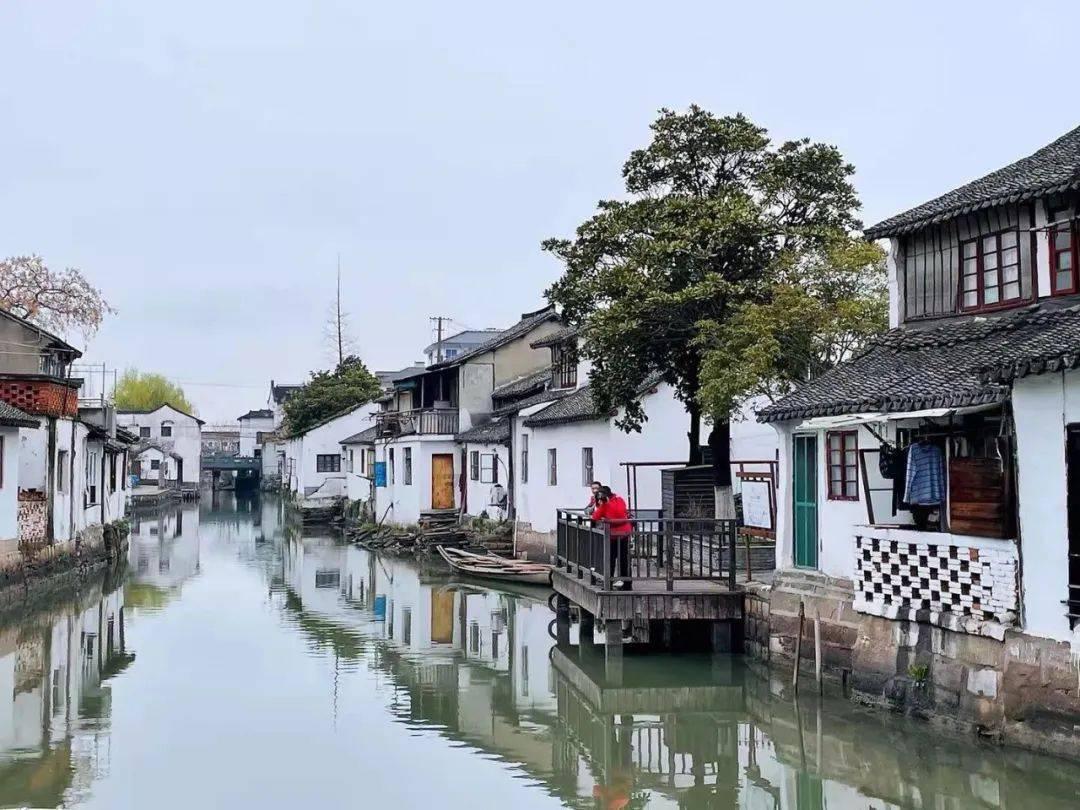 解惑蜗牛 | 22岁女主持人剪去长发参军,你是否也曾有一个军旅梦?蜗牛问答平台